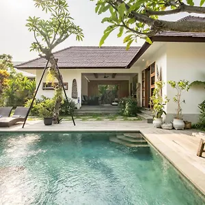 Nya Villa